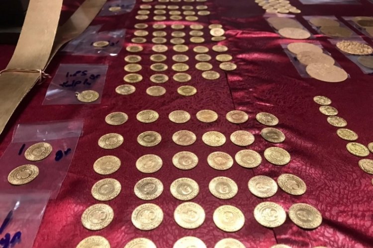 Ger&ccedil;ek altına sahte m&uuml;h&uuml;r bastılar