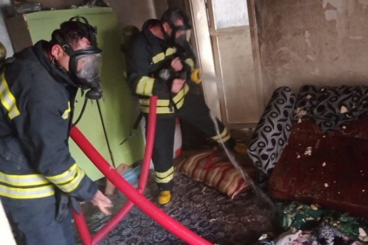 Elektrik kontağından &ccedil;ıkan yangında 1 kişi &ouml;ld&uuml;