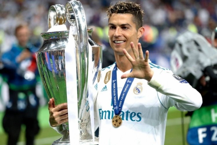 Cristiano Ronaldo, İtalya'da 2019-2020 sezonunun en iyi futbolcusu se&ccedil;ildi