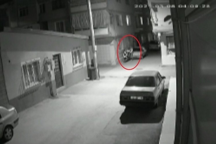 Bursa'da 4 kişi n&ouml;bet tuttu, bir kişi &ccedil;aldı