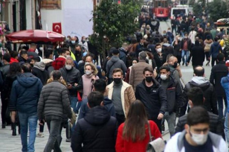 İstanbul'da kısıtlamasız cumartesi yoğunluğu!