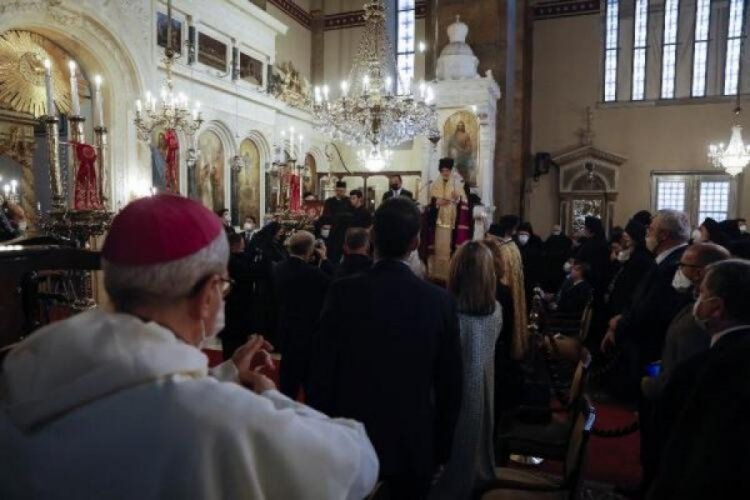 Patrikhanede itaatsizlik depremi! Emanuil Adamakis i&ccedil;in ayin d&uuml;zenlendi
