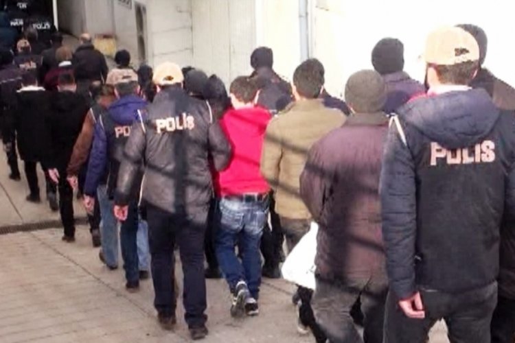 HDP'nin Nevruz etkinliğinde 14 g&ouml;zaltı