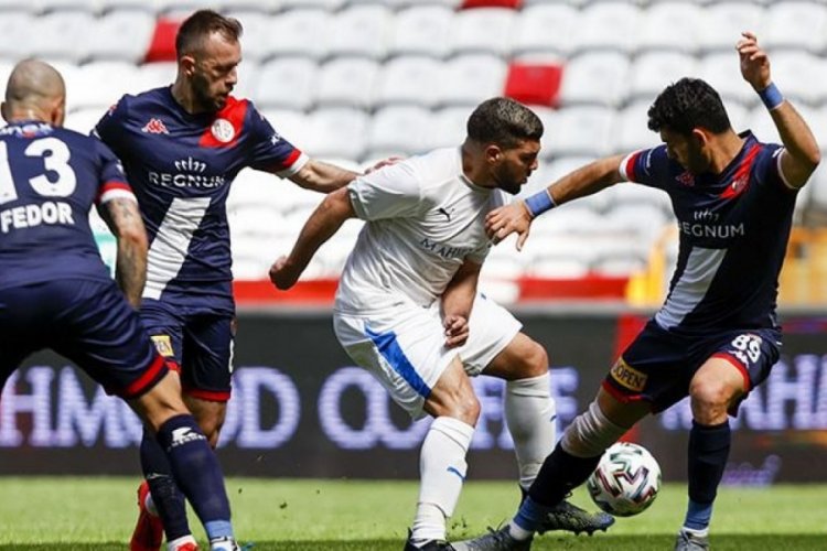 Antalyaspor 8 ma&ccedil;lık galibiyet hasretini dindirdi
