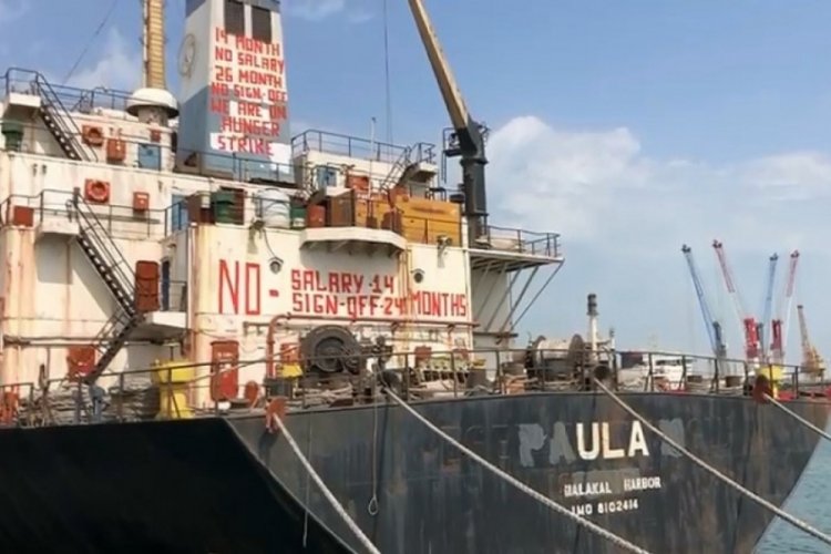 İki T&uuml;rk kaptanın dramı: Sinir krizi ge&ccedil;iriyorum, &ouml;l&uuml;yorum