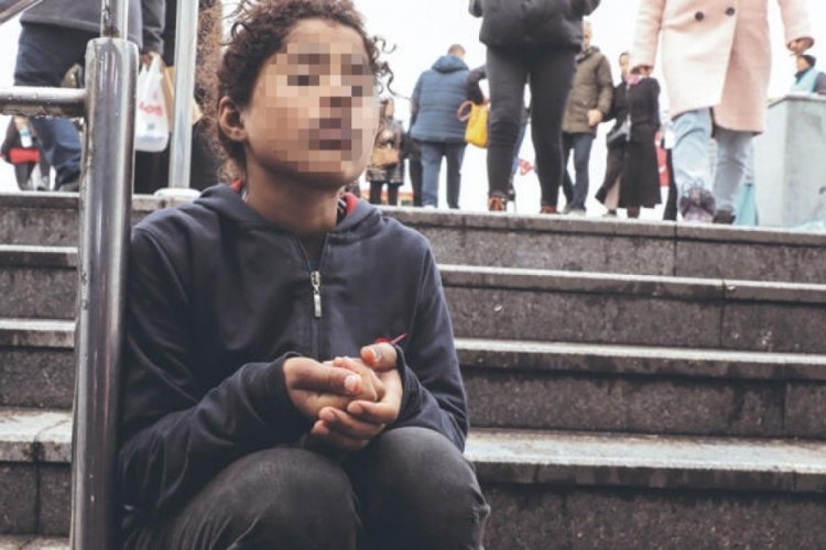 Vahşet &ccedil;etesi: 100 liradan az olursa hortumla dayak