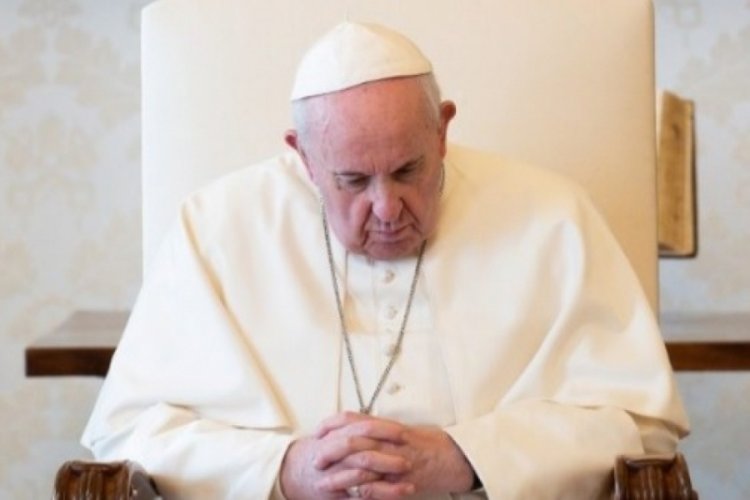 Papa Francis: Su&ccedil; &ouml;rg&uuml;tleri salgını kendilerini zenginleştirmek i&ccedil;in kullanıyor