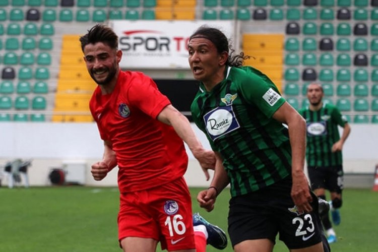 Akhisarspor kendini yaktı