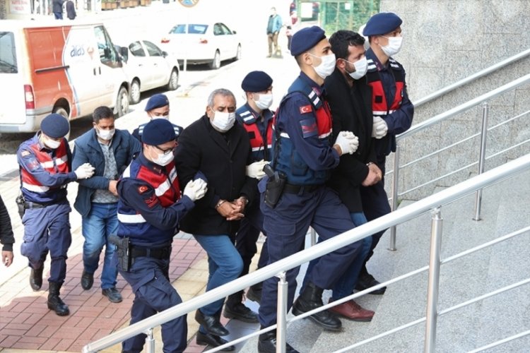PKK propagandası yaptığı iddia edilen 3 kişi adliyede