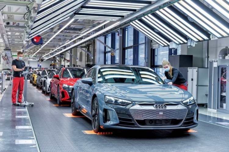 Elektrikli modellere 15 milyar euro yatırım