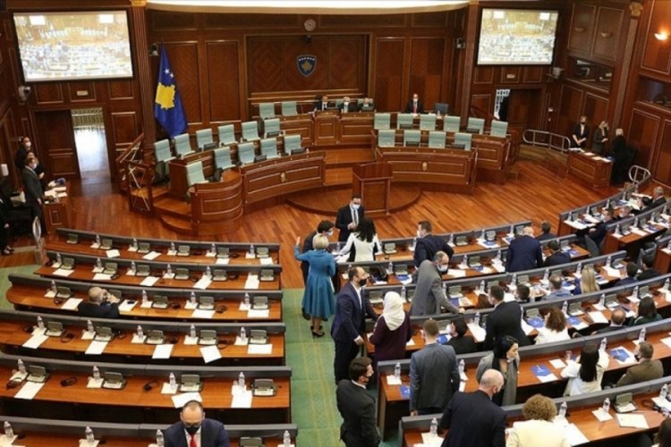 Kosova'nın yeni Meclis Başkanı Glauk Konjufca oldu