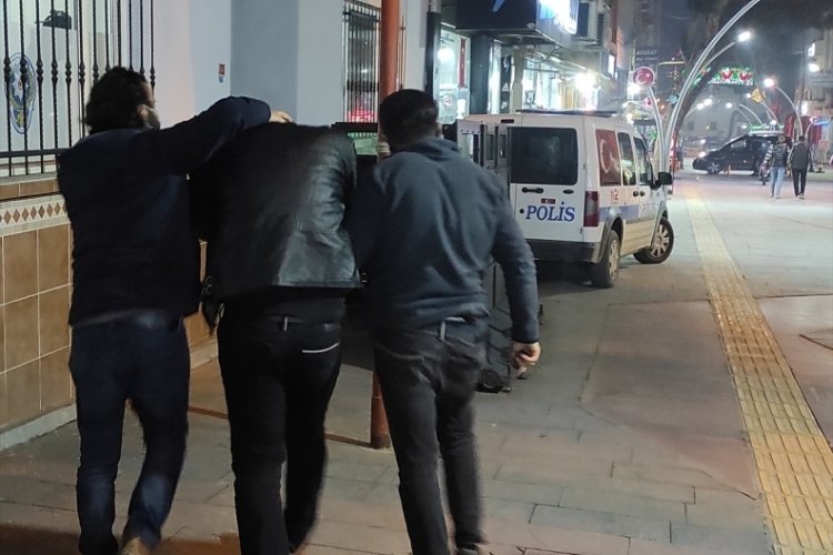 Telefonla dolandırıcılık ş&uuml;phelisi kamera kayıtlarından tespit edilip yakalandı