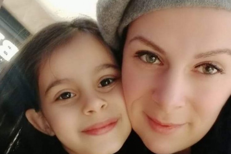 Koronaya yakalanan kadın, bebeği alındıktan sonra &ouml;ld&uuml;, ailesi ise cenaze yolunda kaza ge&ccedil;irdi