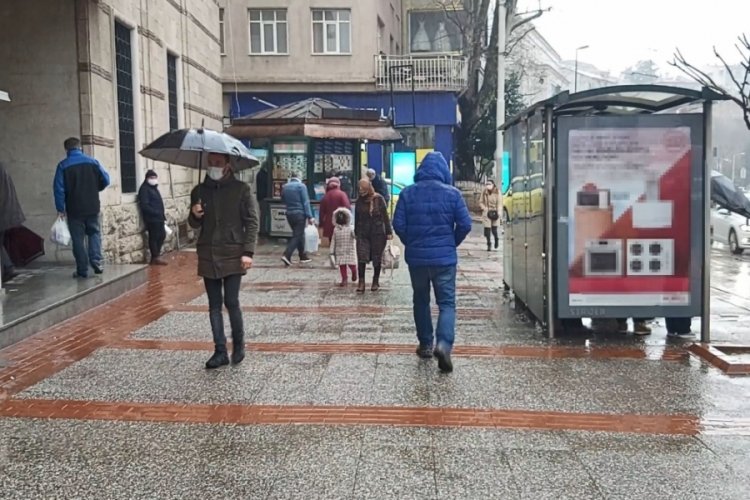 Bursa'da sağanak ve lodos etkili oldu