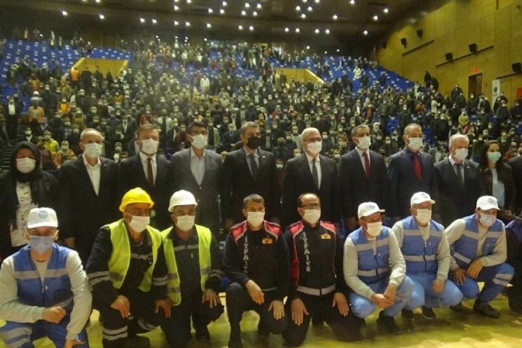 Diyarbakır B&uuml;y&uuml;kşehir Belediyesi'nden iş&ccedil;i maaşlarına y&uuml;zde 47 zam