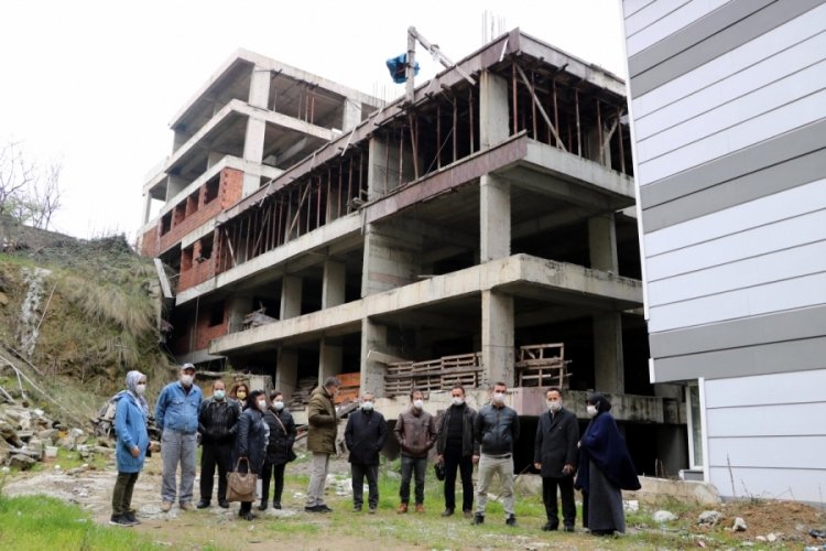 M&uuml;teahhit hak sahiplerini dolandırdı iddiası