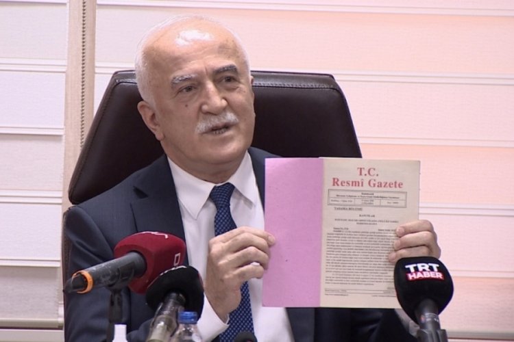 Vakıflar Genel M&uuml;d&uuml;r&uuml; Ersoy'dan İmamoğlu'na cevap