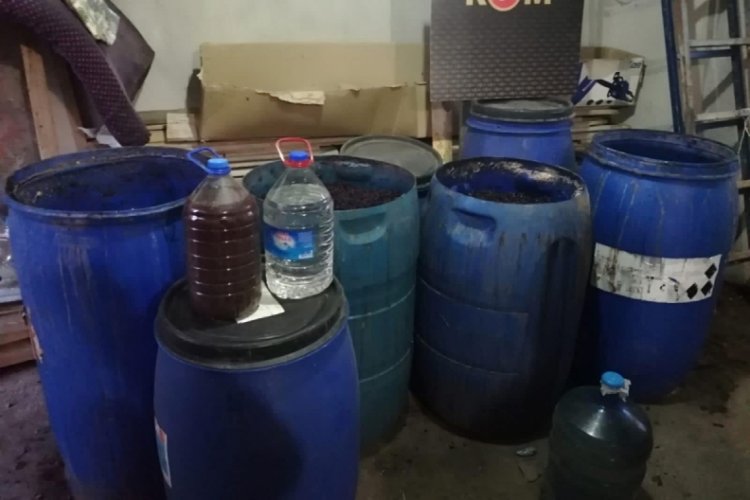 Malatya'da bin 234 litre sahte i&ccedil;ki ele ge&ccedil;irildi