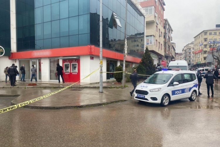 İki grup arasında silahlı &ccedil;atışma