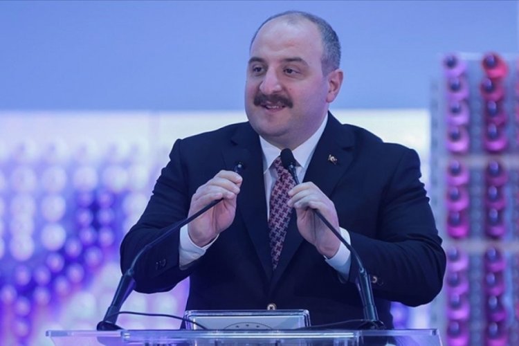 Bakan Varank: Tekstil sekt&ouml;r&uuml; artan yatırımlarıyla T&uuml;rkiye'nin b&uuml;y&uuml;mesine &ouml;nemli katkı sağlıyor