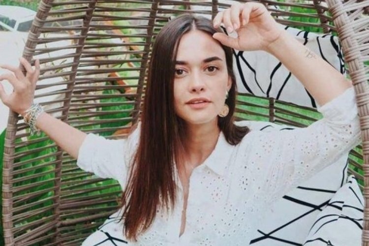 Hande Soral: Elleriniz hi&ccedil; ayrılmasın