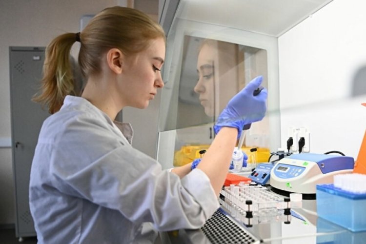 Korona mutasyonu t&uuml;r&uuml;n&uuml; belirleyecek test kitleri &uuml;retiliyor