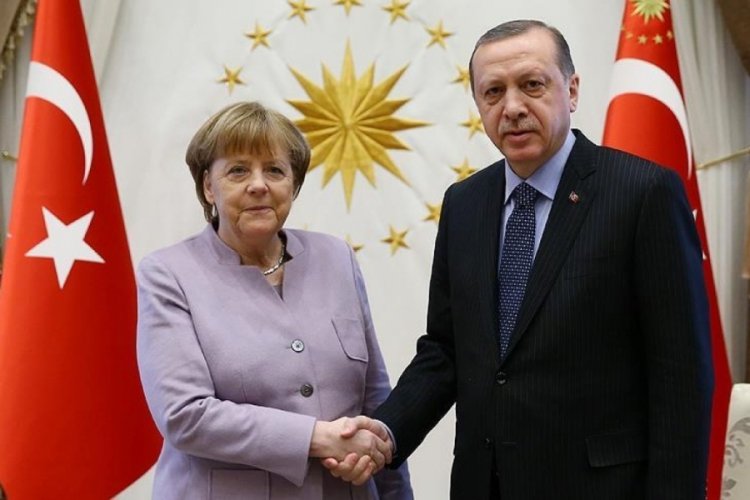 Cumhurbaşkanı Erdoğan, Almanya Başbakanı Merkel ile g&ouml;r&uuml;şt&uuml;