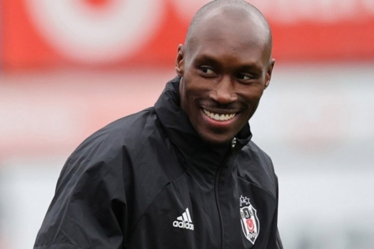 FIFA: Atiba, D&uuml;nya Kupası'na katılmayı hak ediyor