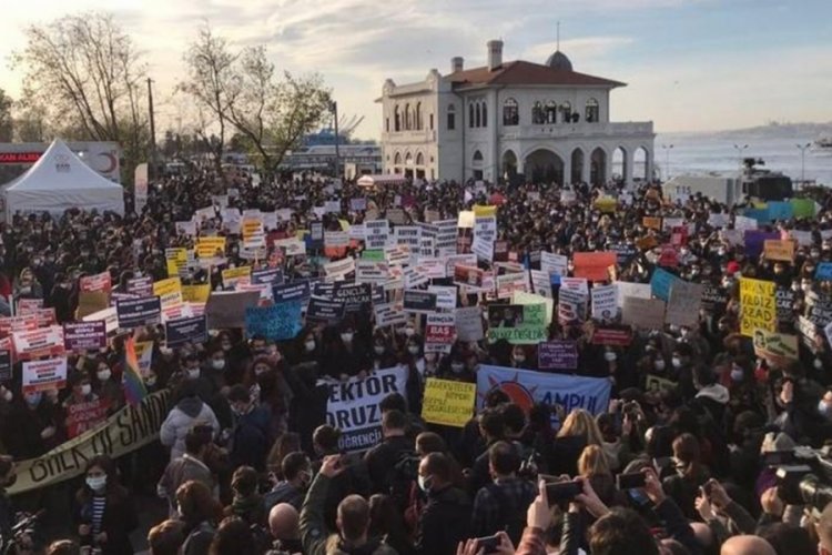 Kadık&ouml;y'deki Boğazi&ccedil;i eylemine katılan 23 kişi kişi hakkında dava