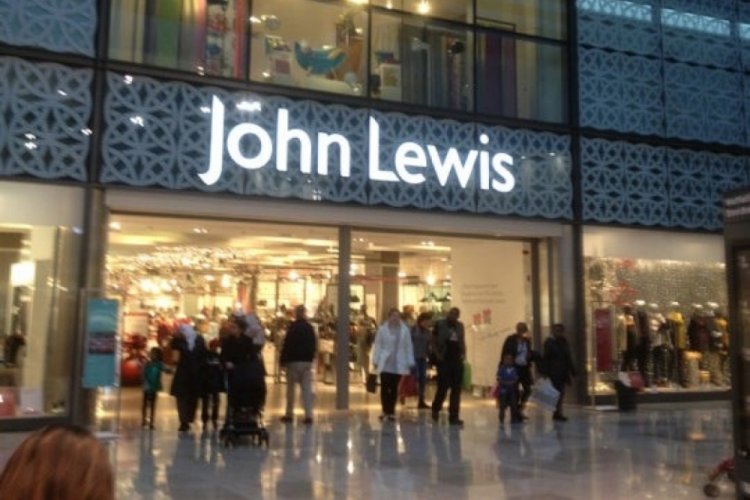 Lewis, İngiltere'de 8 mağazasını kapatacak