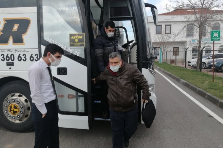 Yolcu otob&uuml;s&uuml;nde korona alarmı