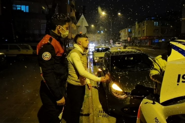 Bursa'da ehliyetsiz ara&ccedil; kullanmaktan ceza kesilen s&uuml;r&uuml;c&uuml;den ilgin&ccedil; savunma