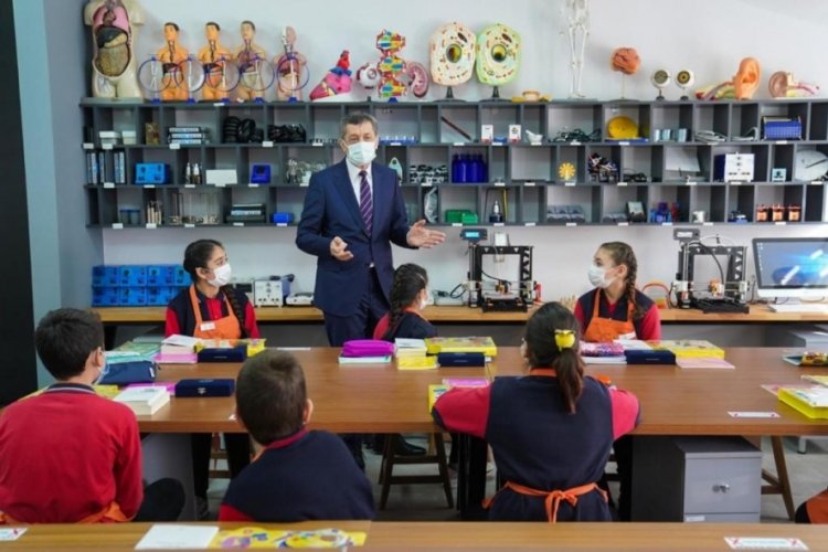 Ziya Sel&ccedil;uk'ta y&uuml;z y&uuml;ze eğitim paylaşımı