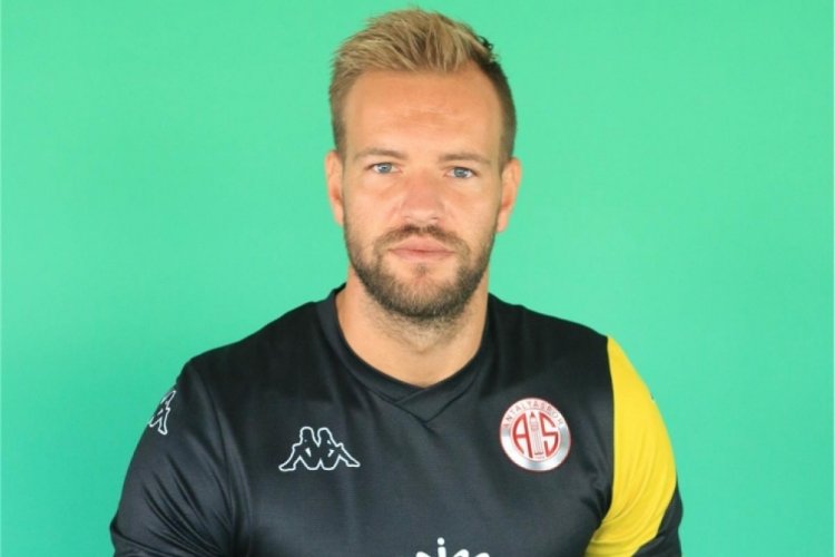 Antalyasporlu Boffin kalesini kapattı