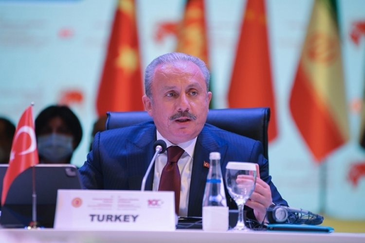Mustafa Şentop, ter&ouml;rle m&uuml;cadelenin &ouml;nemini anlattı