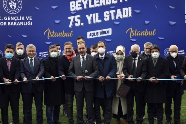 Gen&ccedil;lik ve Spor Bakanı Kasapoğlu, yenilenen Beylerbeyi Stadı'nın a&ccedil;ılış t&ouml;renine katıldı