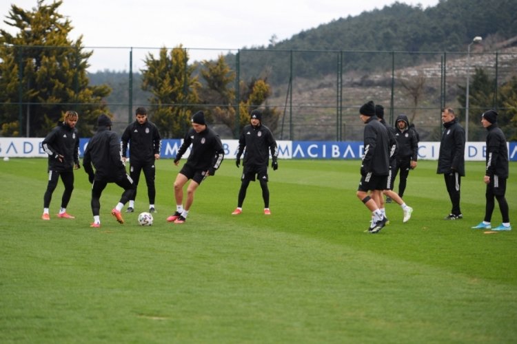 Beşiktaş, Kasımpaşa ma&ccedil;ı hazırlıklarını s&uuml;rd&uuml;rd&uuml;