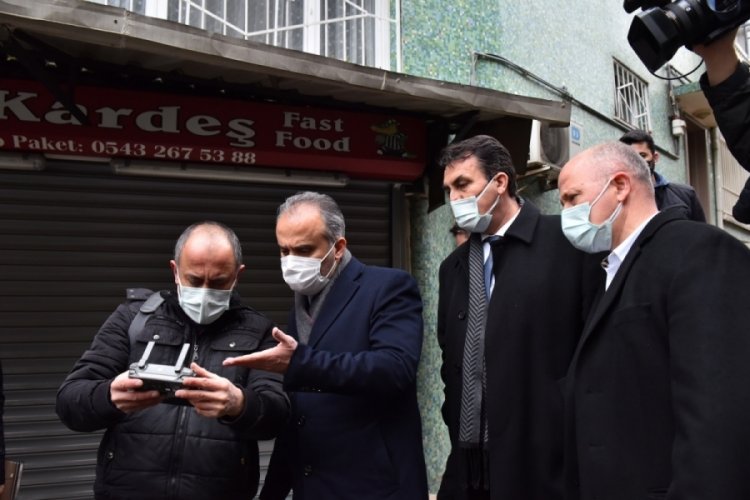 Başkan Aktaş, toprak kaymasının yaşandığı b&ouml;lgeyi inceledi