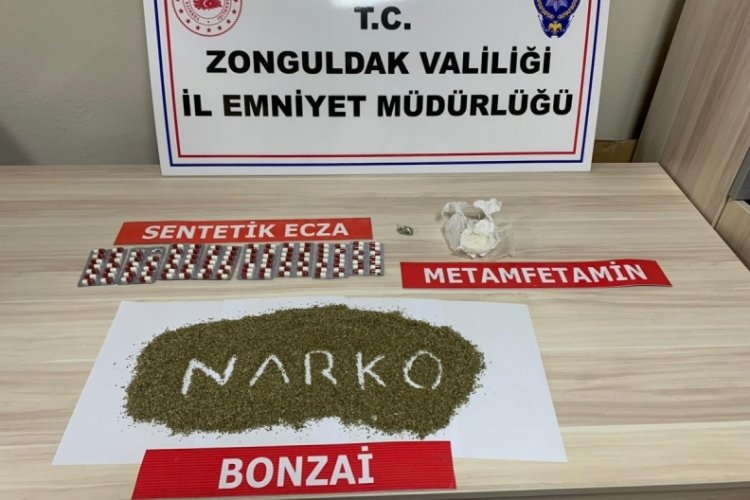 Uyuşturucu satan 4 kişi yakalandı