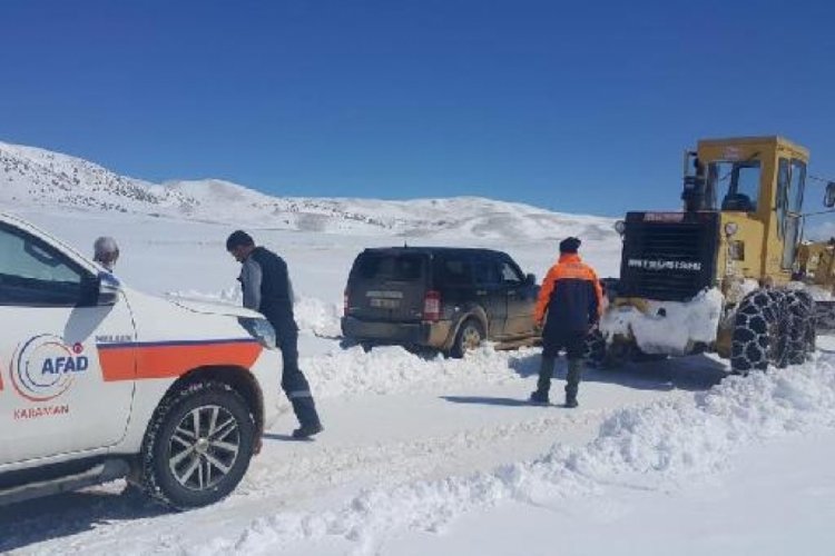 Aracın kara saplandığı b&ouml;lgede kaybolan gen&ccedil; aranıyor