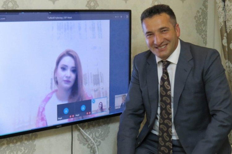 Erzurumlu Murat ile Azerbaycanlı Aynura'nın online nişan t&ouml;reni