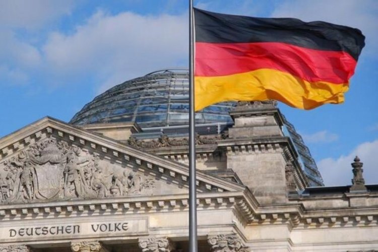 Almanya'dan kritik Kovid-19 açıklaması: Günlük vaka sayısı 100 bini bulabilir