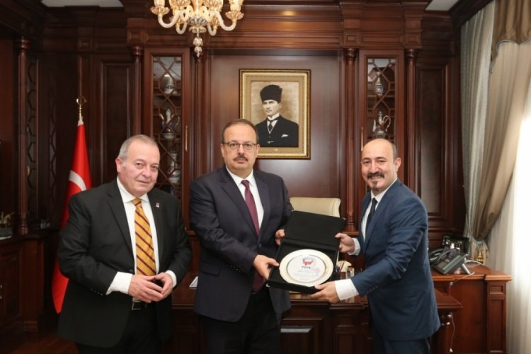 TSYD Bursa yöneticilerinden Vali Canbolat'a ziyaret