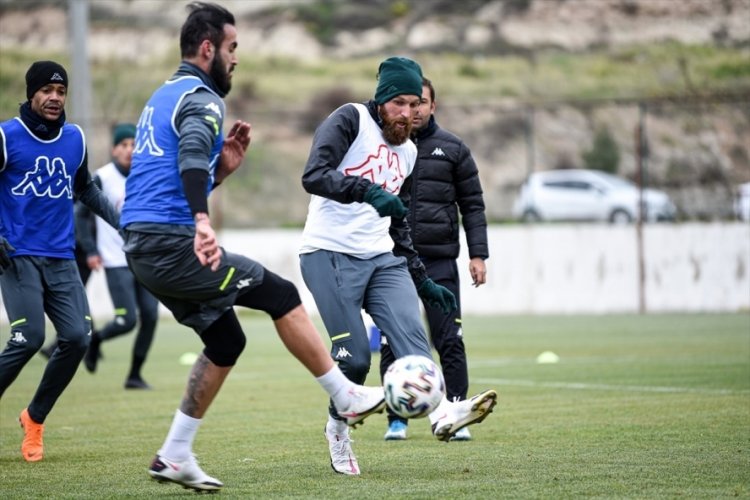 Yukatel Denizlispor, Fenerbah&ccedil;e ma&ccedil;ı hazırlıklarını s&uuml;rd&uuml;rd&uuml;