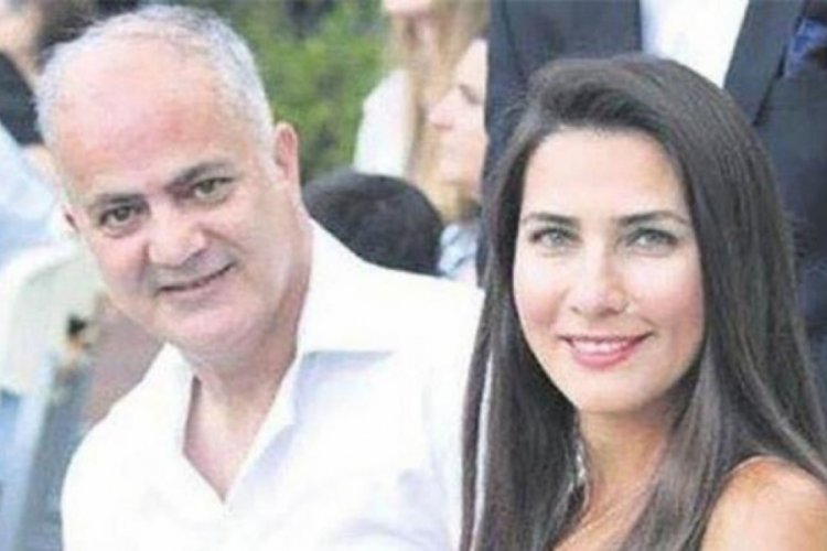 21 yıllık eşinden boşandı