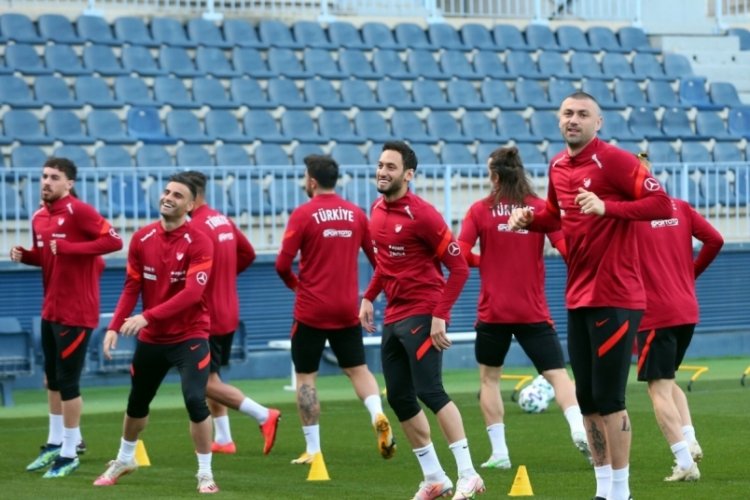 T&uuml;rkiye - Norve&ccedil; ma&ccedil;ında ilk 11 belli oldu