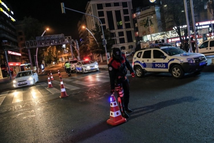 Sokağa &ccedil;ıkma kısıtlaması başladı