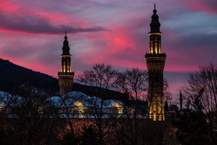 Bursa'da Berat Kandili idrak edildi