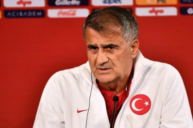 Şenol G&uuml;neş'ten ma&ccedil; değerlendirmesi: Gurur duyuyorum