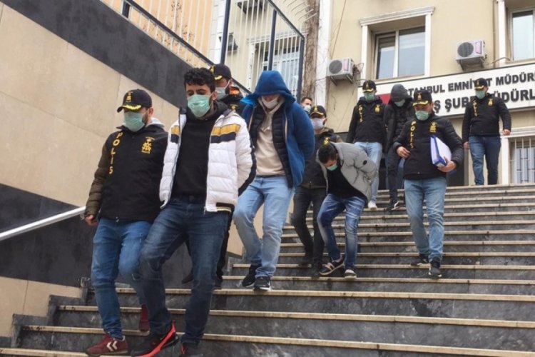 Evlerden 1 milyon 500 bin liralık hırsızlık yapan &ccedil;ete yakalandı